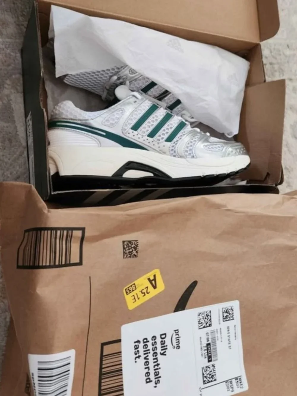 NEW Women's Adidas AdiStar Control Size 11.5 Green and Silver